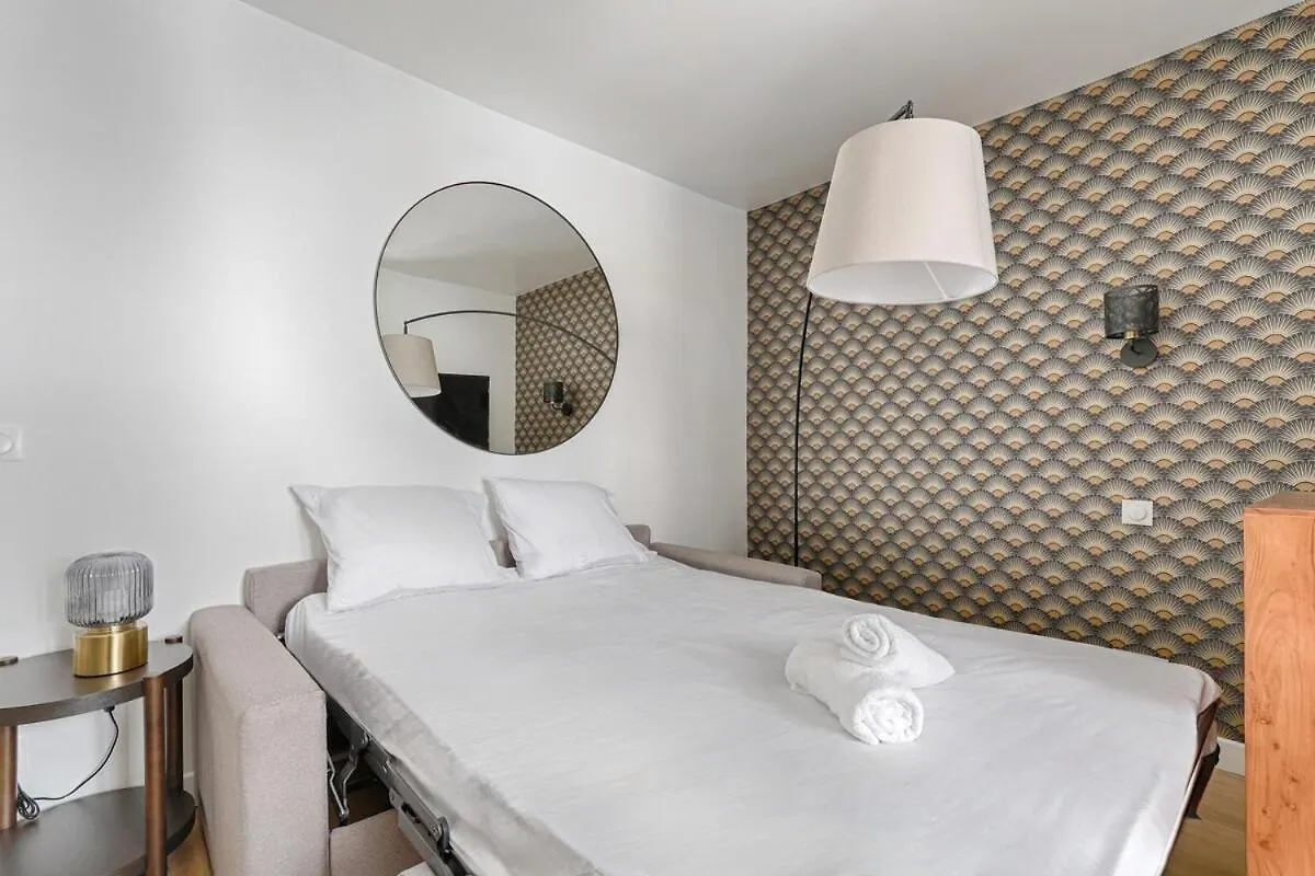 Cosy Studio Montmartre 2P Paris France